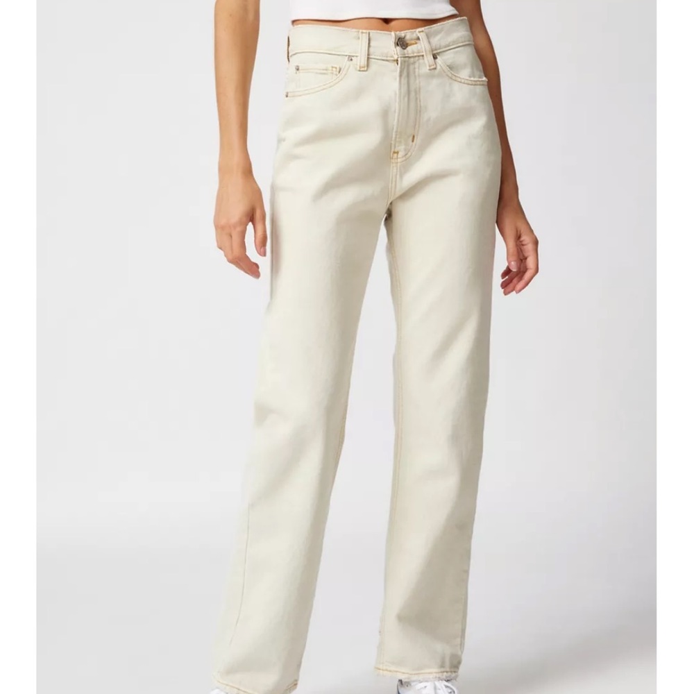 size 27, cream, high waisted cowboy jean from urban outfitters.